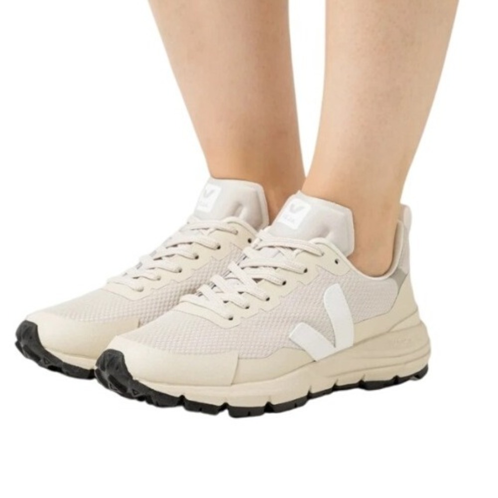 Veja‎ NWB SZ 7 Dekkan Alveomesh Trail Running Sneakers Natural White Vibram Sole - Picture 2 of 14